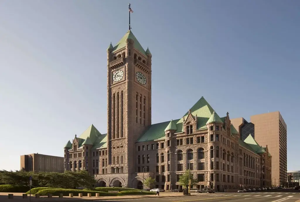 Minneapolis City Hall engineering project