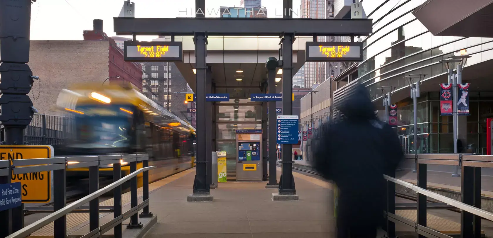 Target Field Station subway station